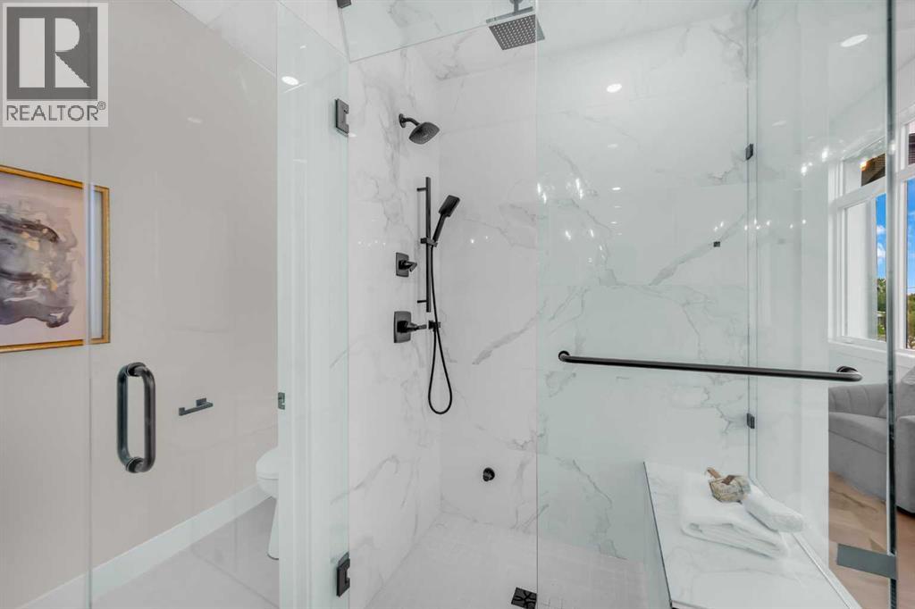 8114 Bowness Road Nw, Calgary, Alberta