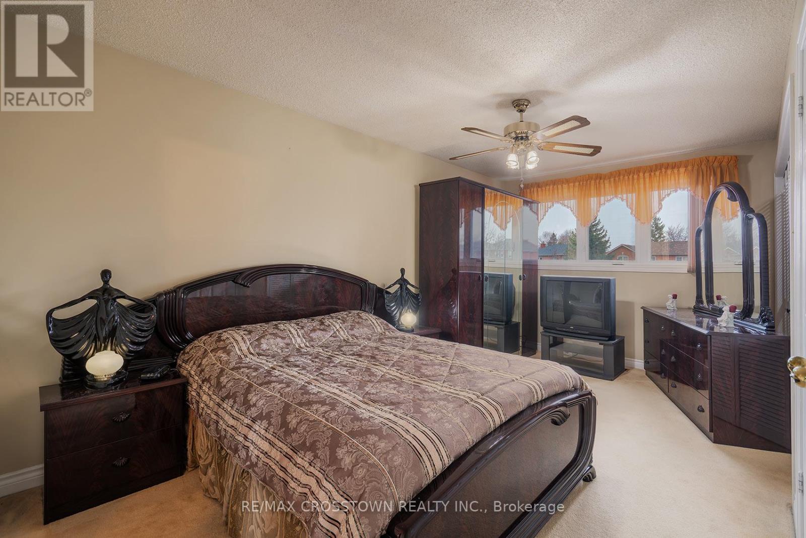 119 Fieldgate Drive, Vaughan (maple), Ontario