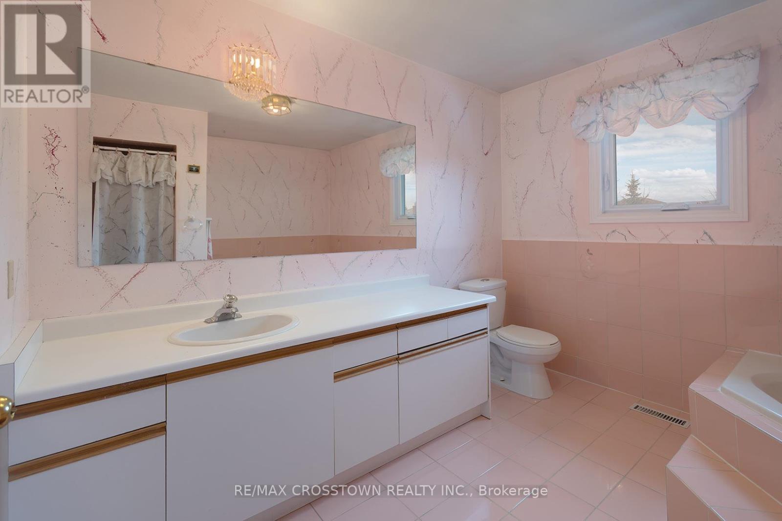 119 Fieldgate Drive, Vaughan (maple), Ontario