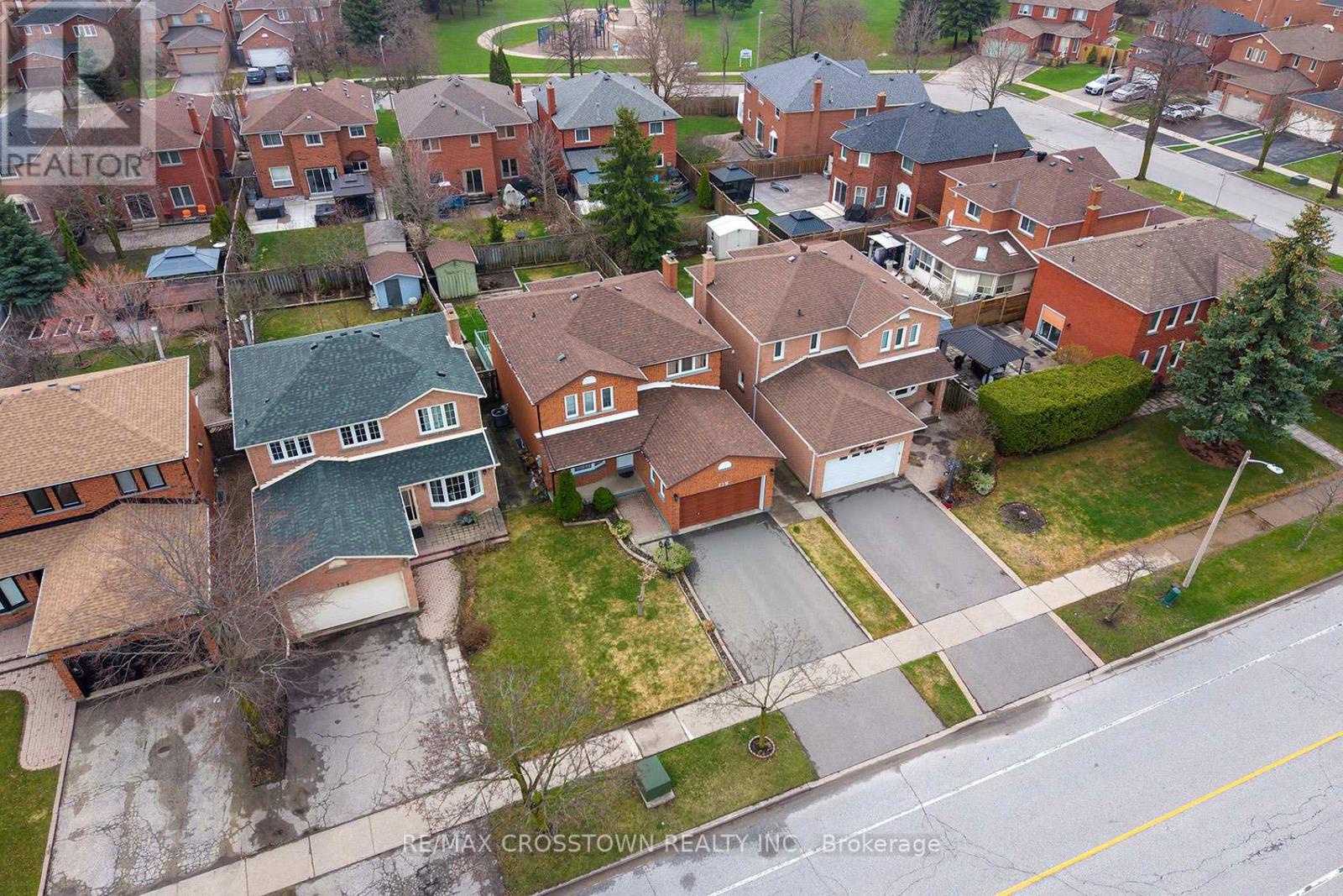 119 Fieldgate Drive, Vaughan (maple), Ontario
