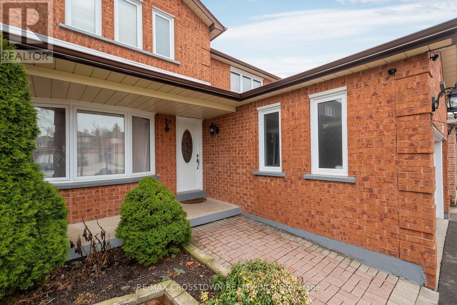 119 Fieldgate Drive, Vaughan (maple), Ontario