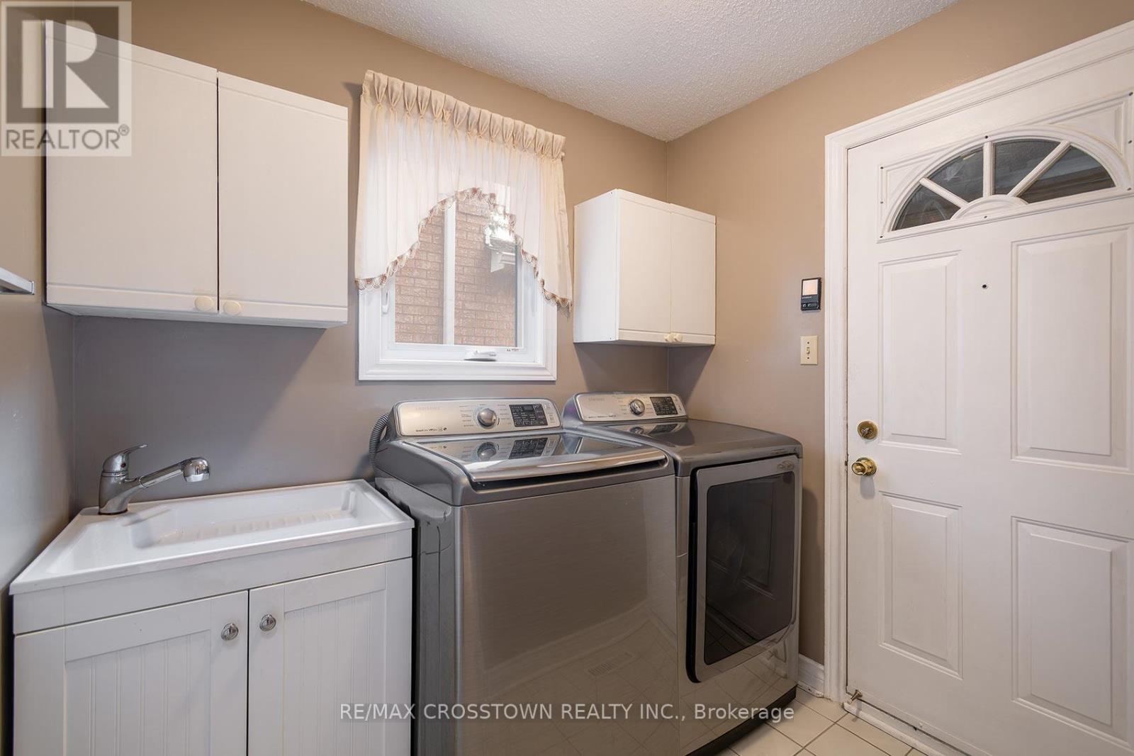 119 Fieldgate Drive, Vaughan (maple), Ontario