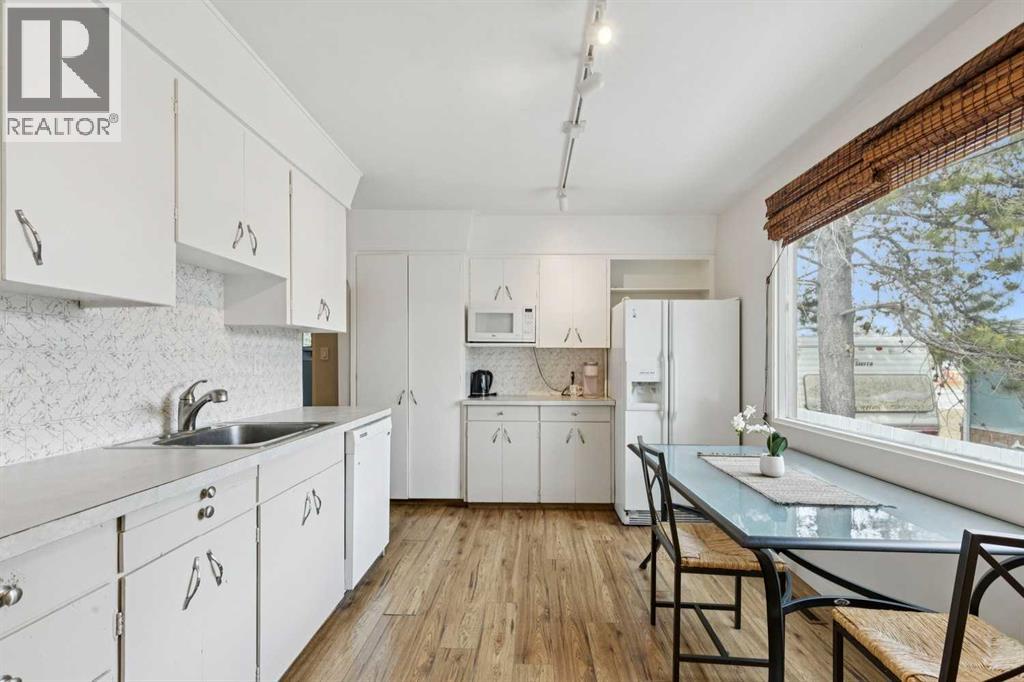 6507 34 Avenue Nw, Calgary, Alberta