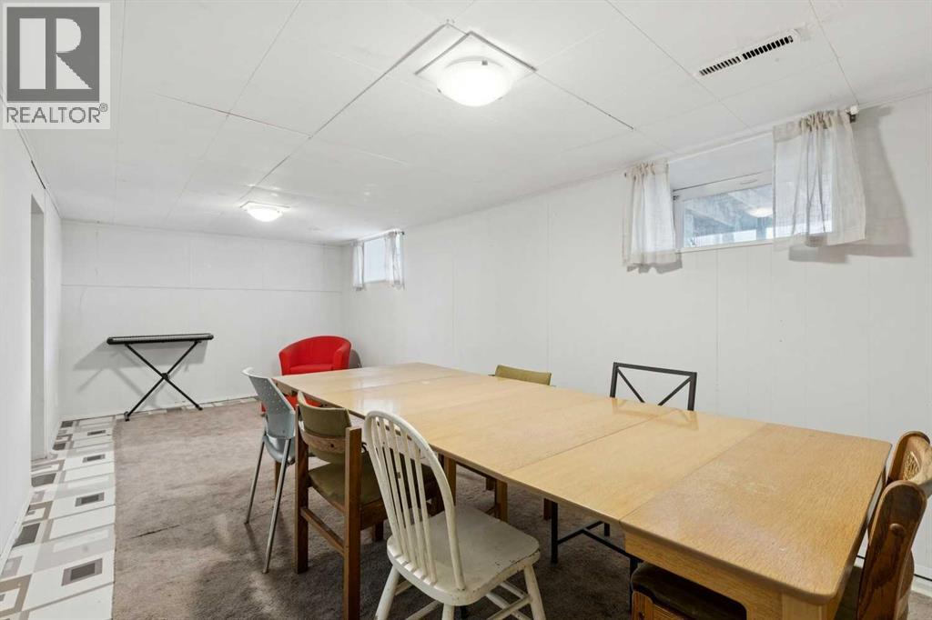 6507 34 Avenue Nw, Calgary, Alberta