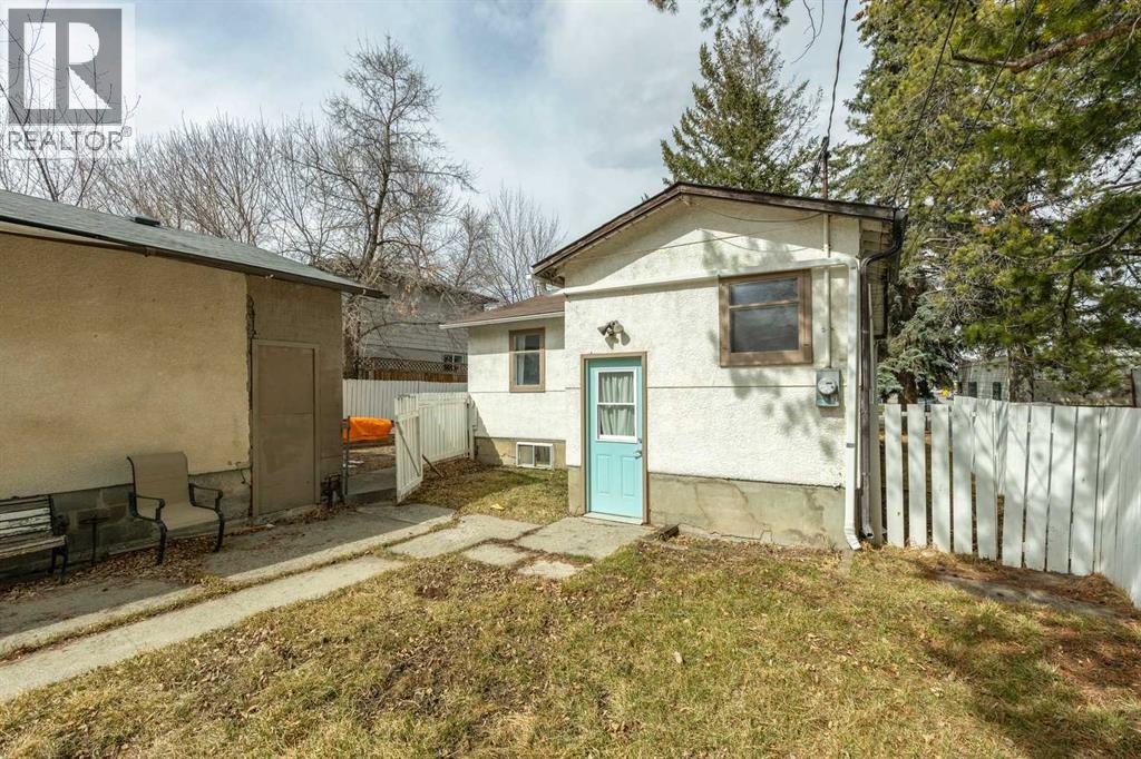 6507 34 Avenue Nw, Calgary, Alberta