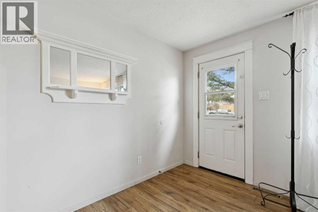 6507 34 Avenue Nw, Calgary, Alberta