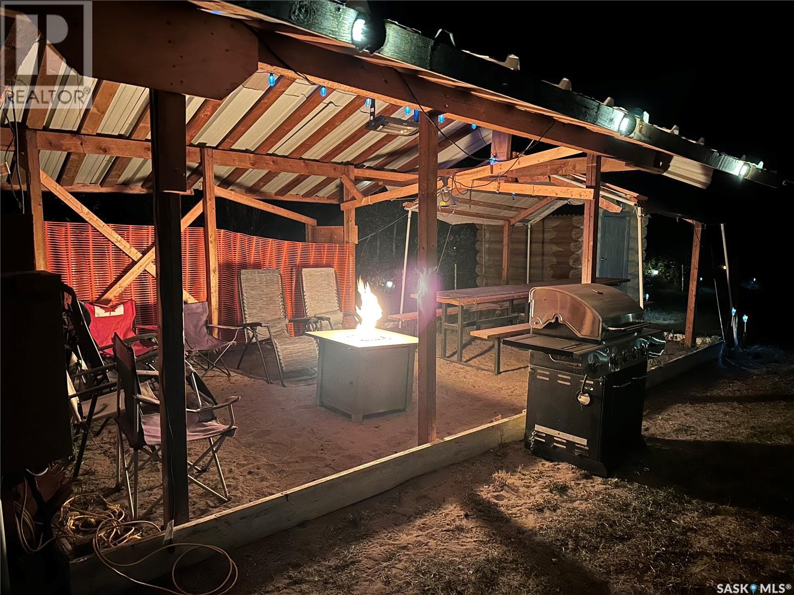 Hunters Paradise, Fish Creek Rm No. 402, Saskatchewan