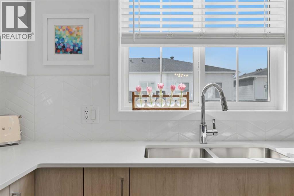 111, 340 Ambleton Street Nw, Calgary, Alberta