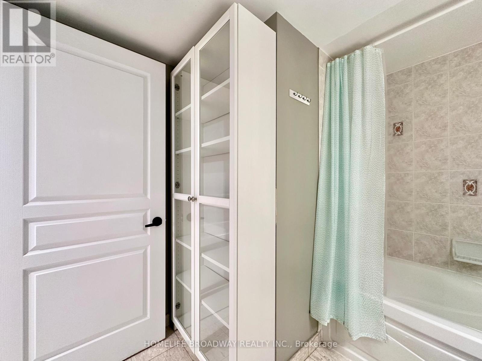 521 - 15 Northtown Way, Toronto (willowdale East), Ontario