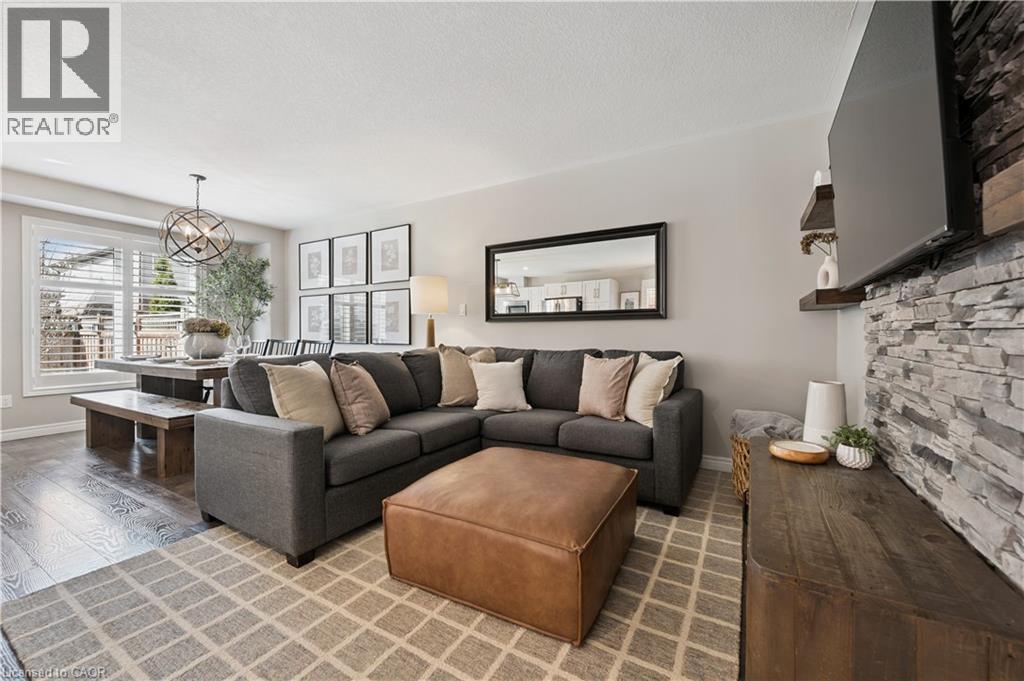 346 Finoro Crescent, Elmira, Ontario