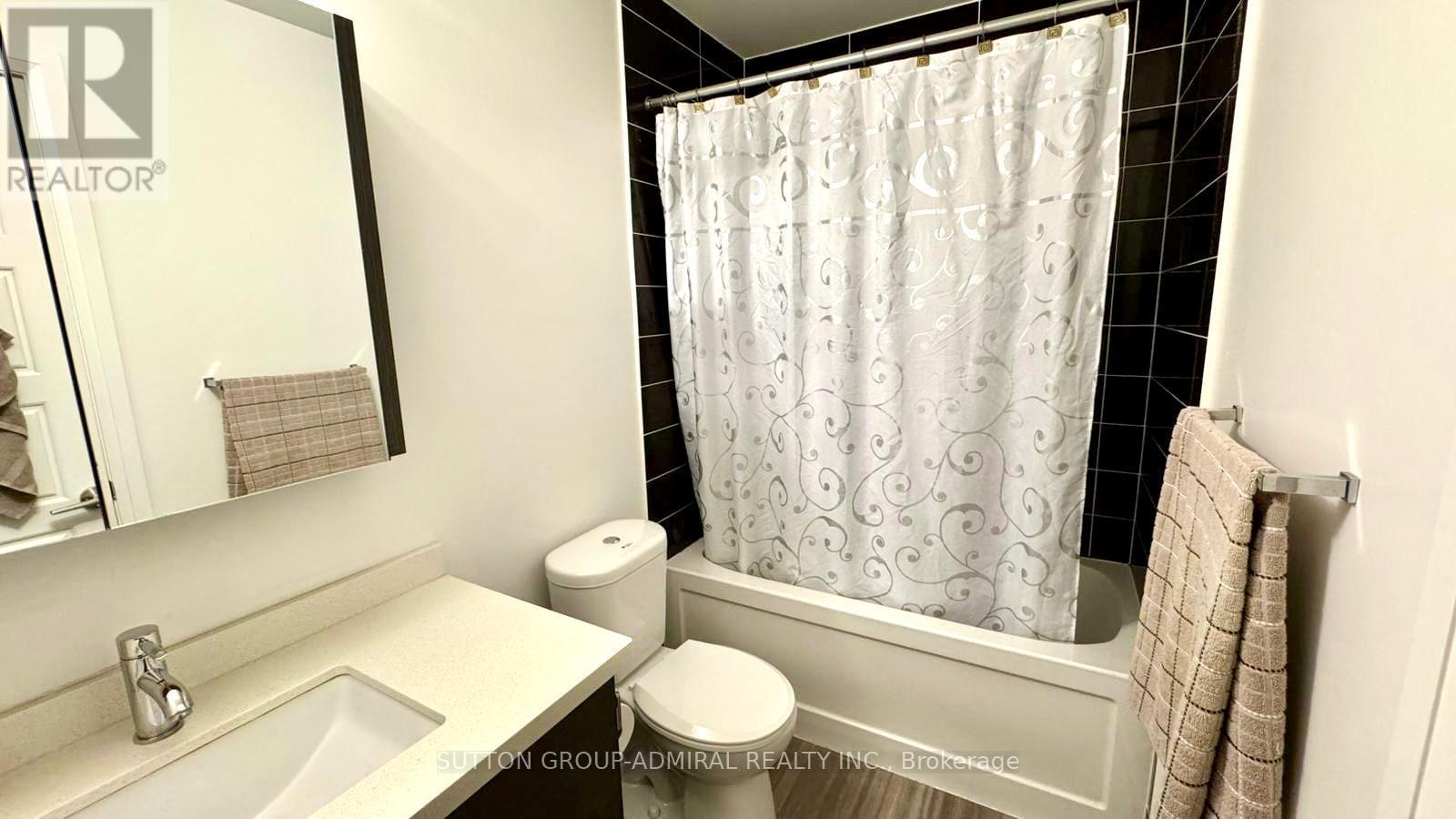 120 - 8228 Birchmount Road, Markham (unionville), Ontario