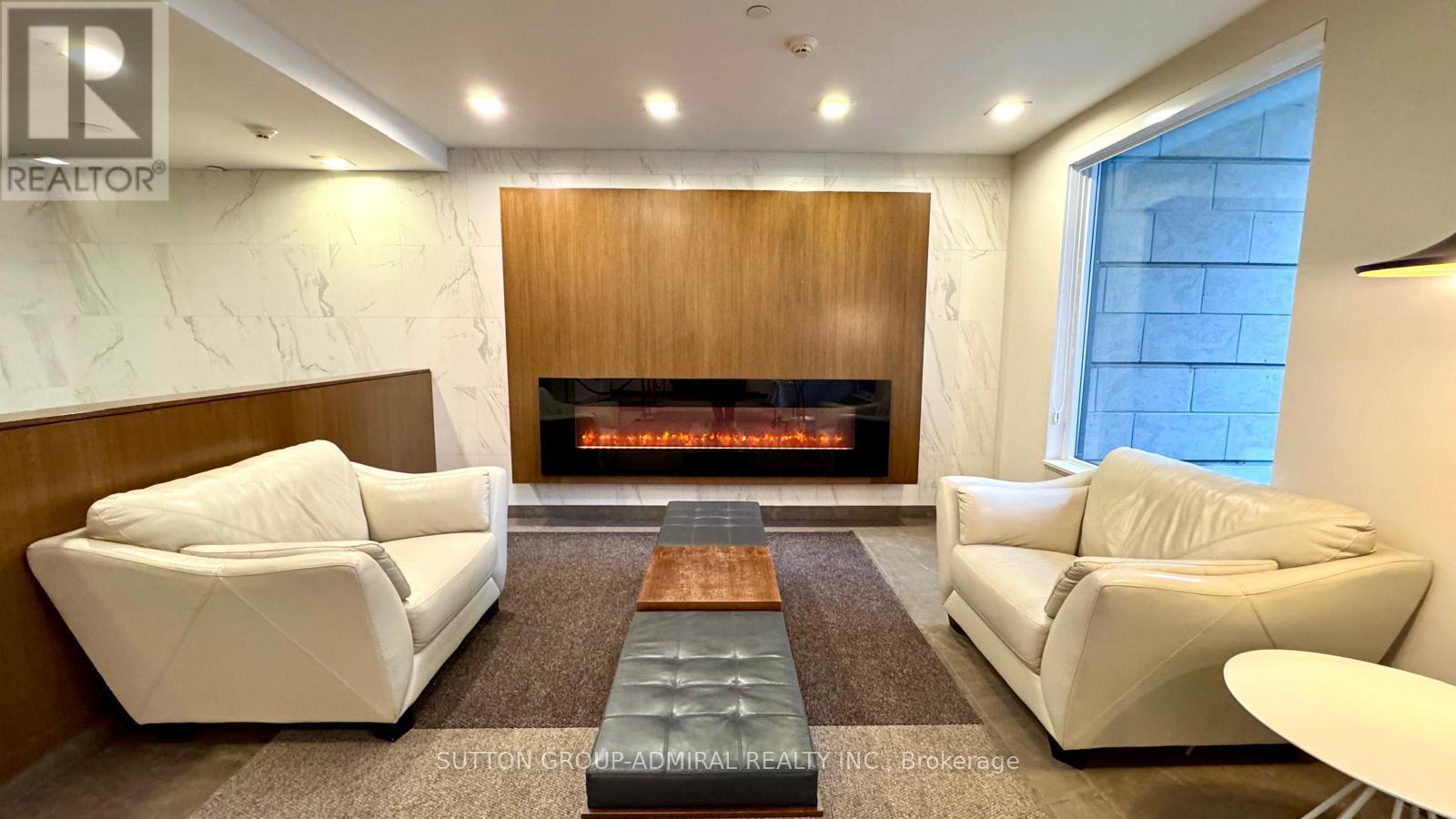 120 - 8228 Birchmount Road, Markham (unionville), Ontario