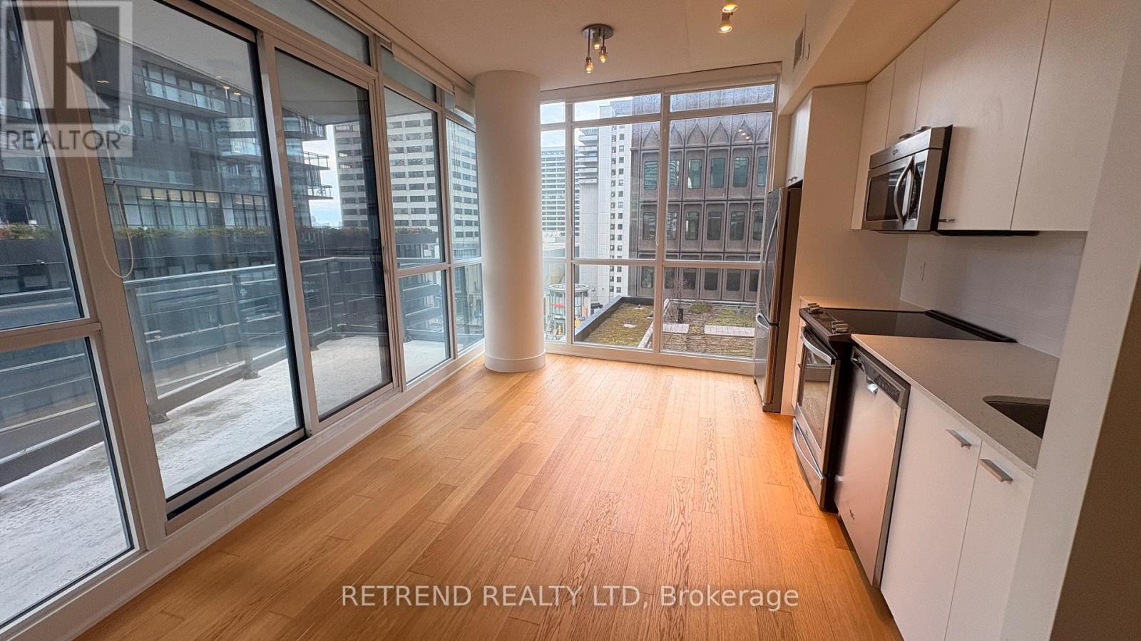 802 - 30 Roehampton Avenue, Toronto (mount Pleasant West), Ontario