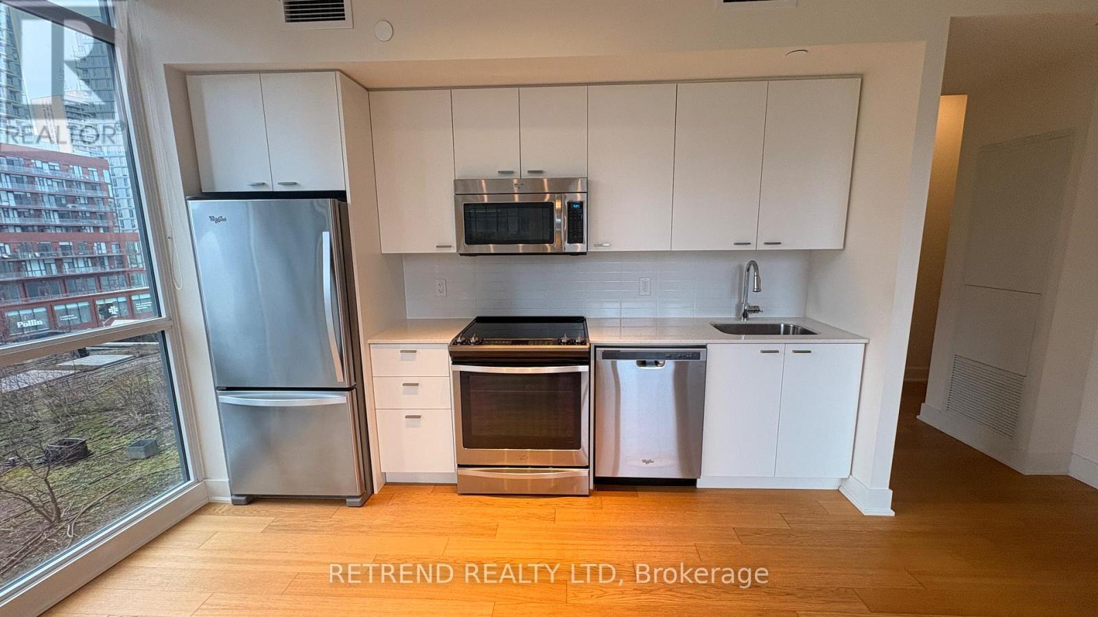 802 - 30 Roehampton Avenue, Toronto (mount Pleasant West), Ontario