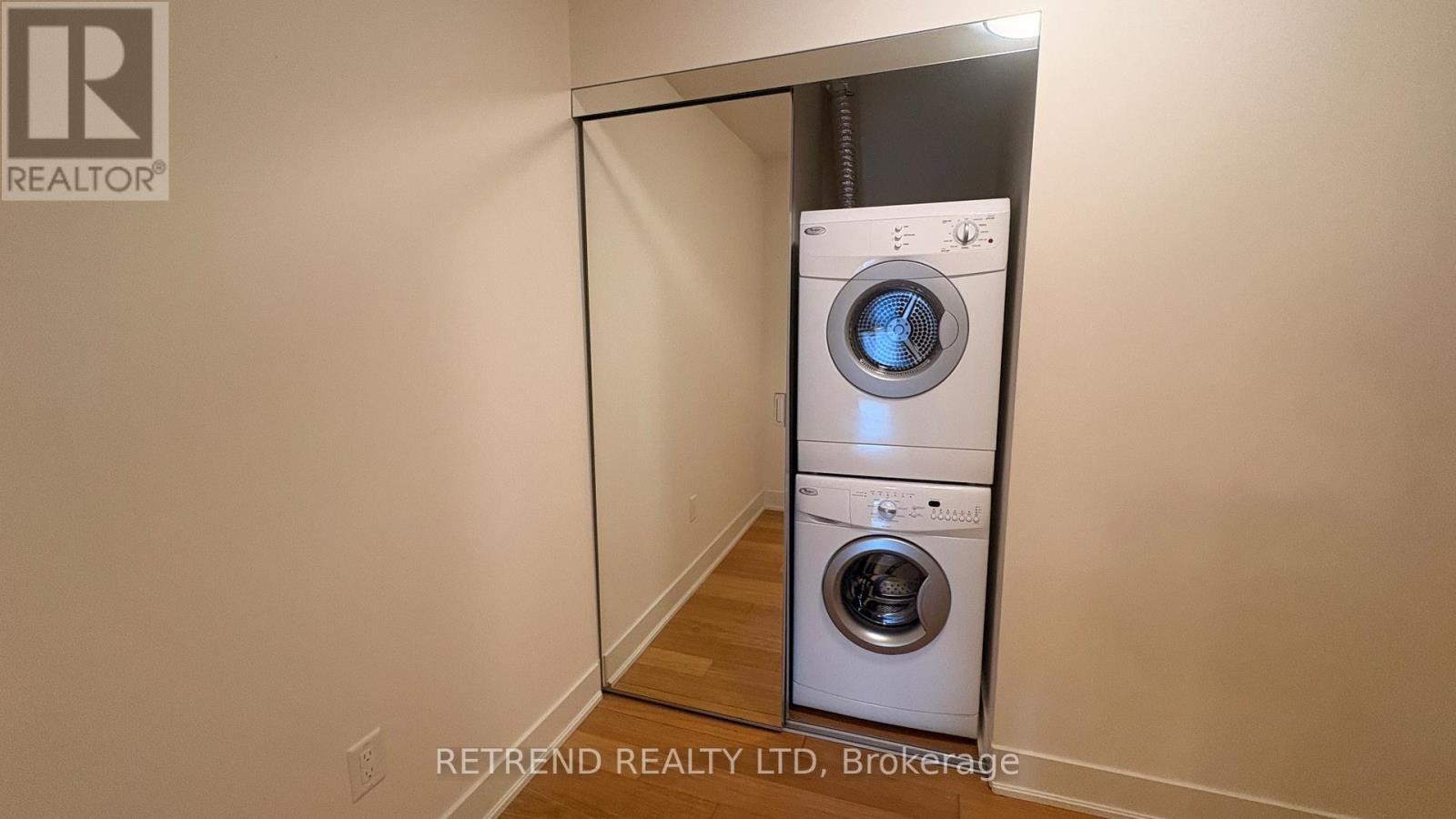 802 - 30 Roehampton Avenue, Toronto (mount Pleasant West), Ontario