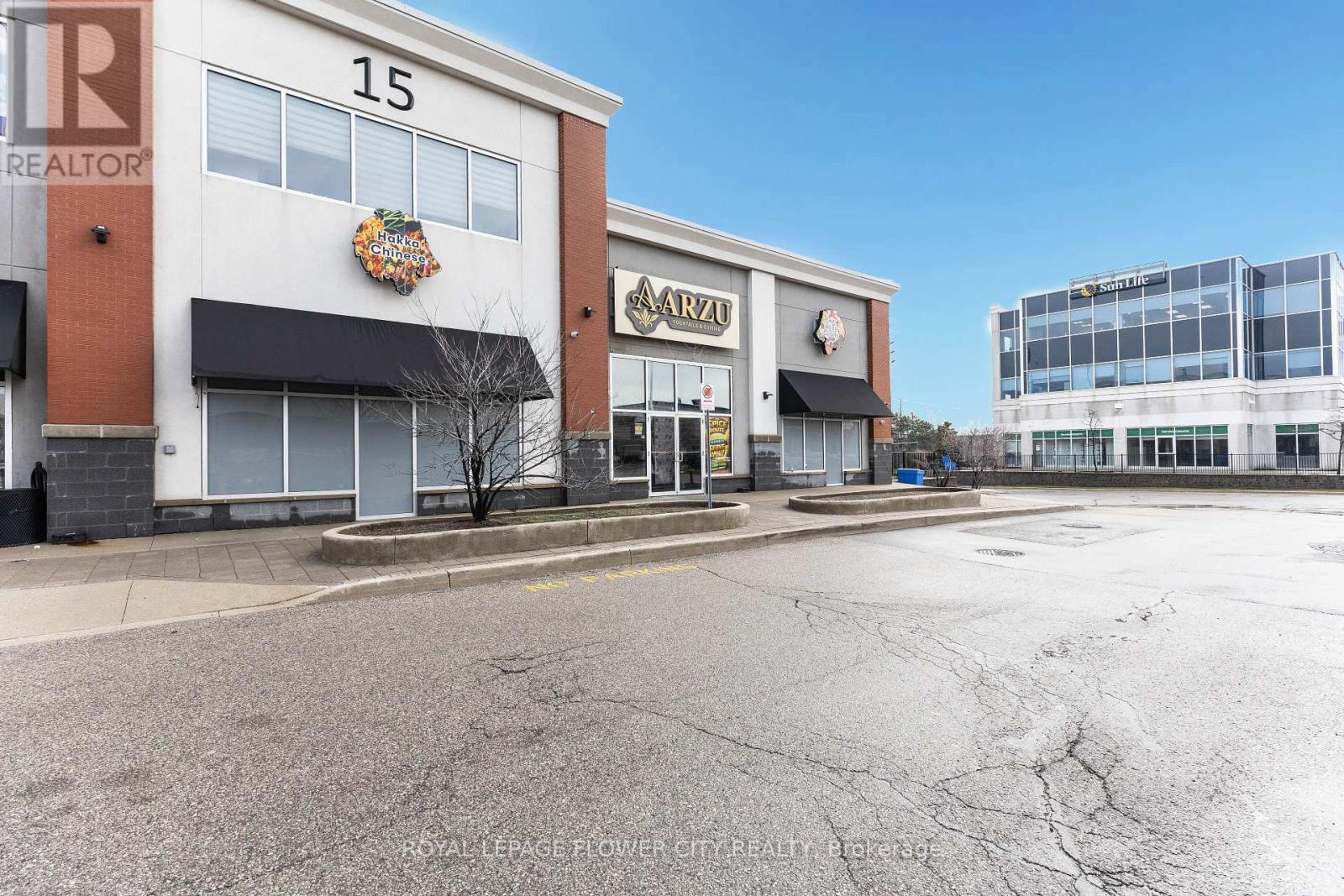 102 - 15 Gateway Boulevard, Brampton (bramalea South Industrial), Ontario