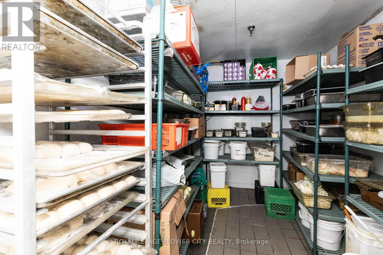 102 - 15 Gateway Boulevard, Brampton (bramalea South Industrial), Ontario