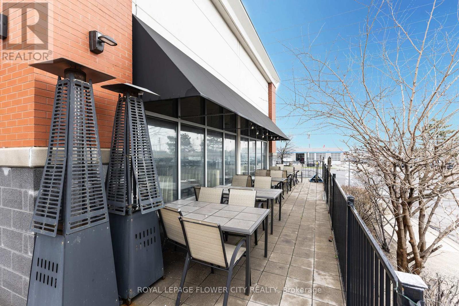 102 - 15 Gateway Boulevard, Brampton (bramalea South Industrial), Ontario