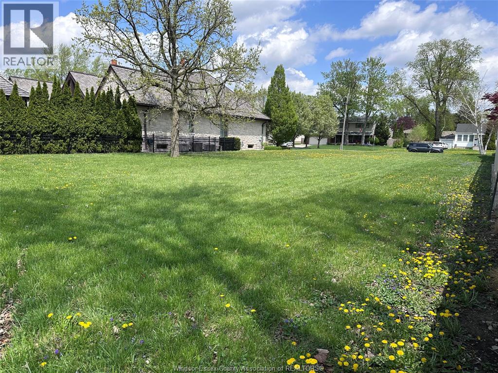 4059 Roseland Drive East, Windsor, Ontario