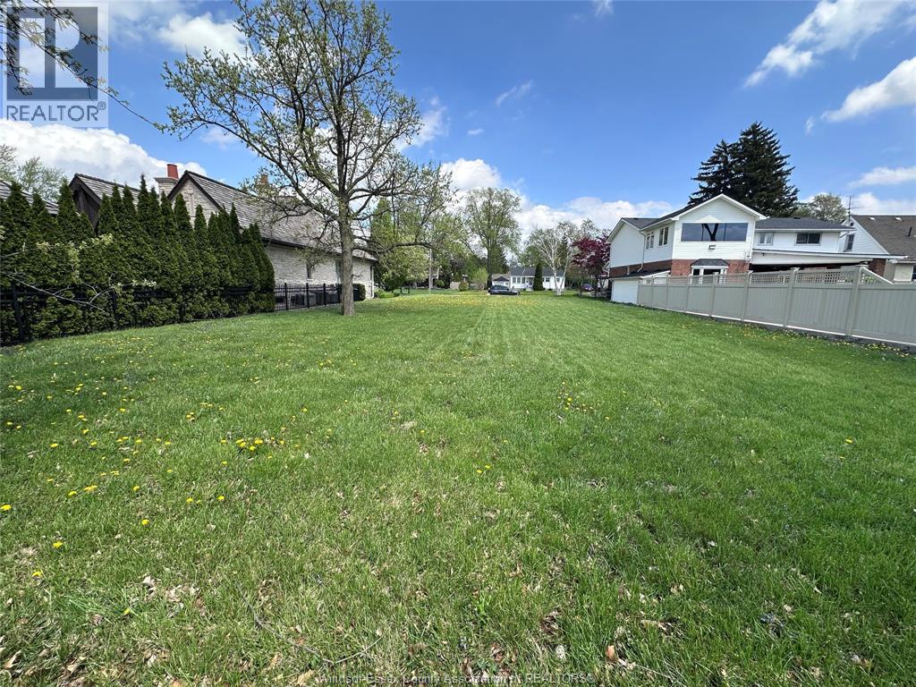 4059 Roseland Drive East, Windsor, Ontario