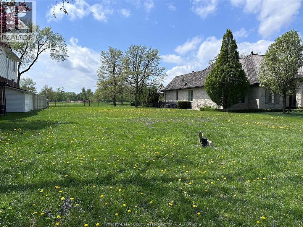 4059 Roseland Drive East, Windsor, Ontario