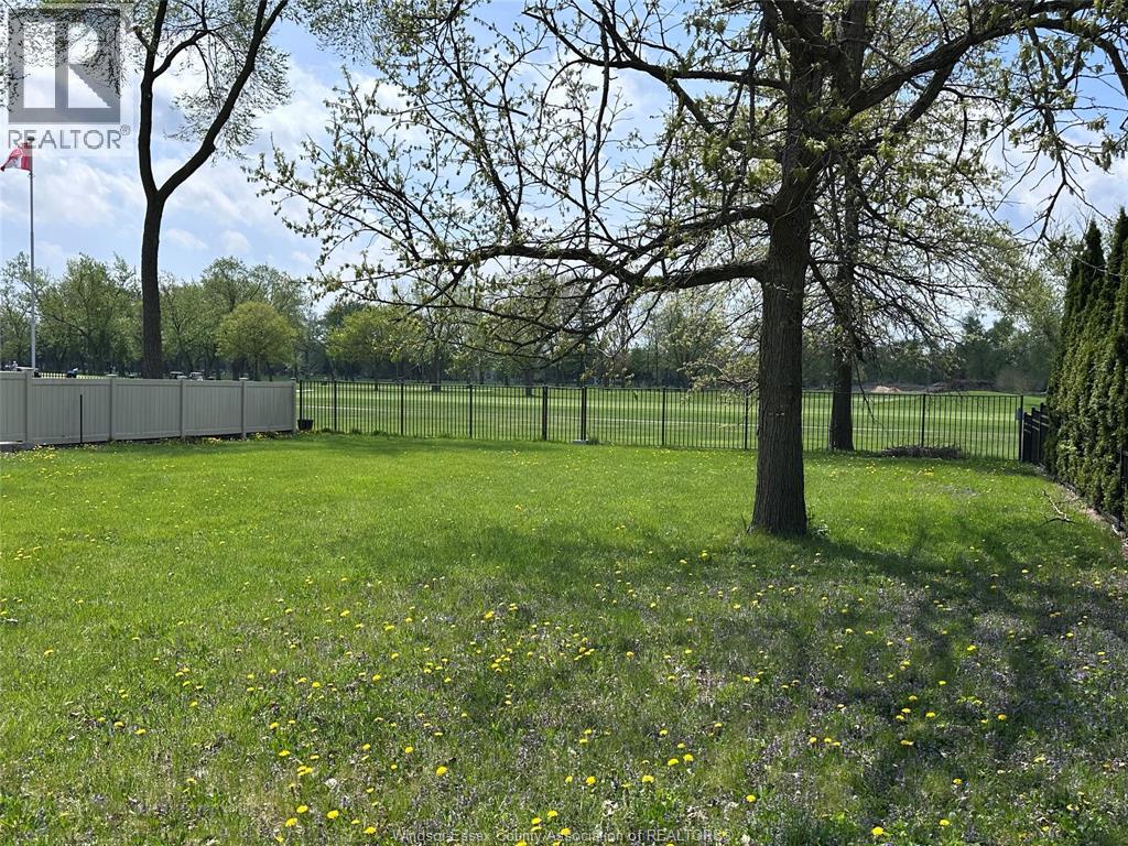 4059 Roseland Drive East, Windsor, Ontario