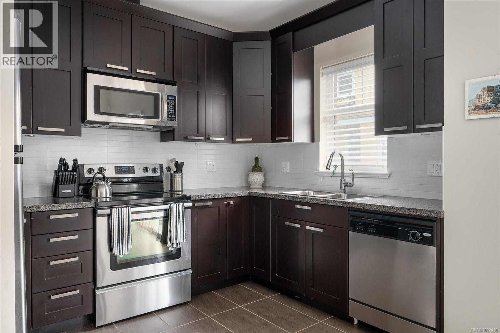 101 50 Mill St, Nanaimo, British Columbia