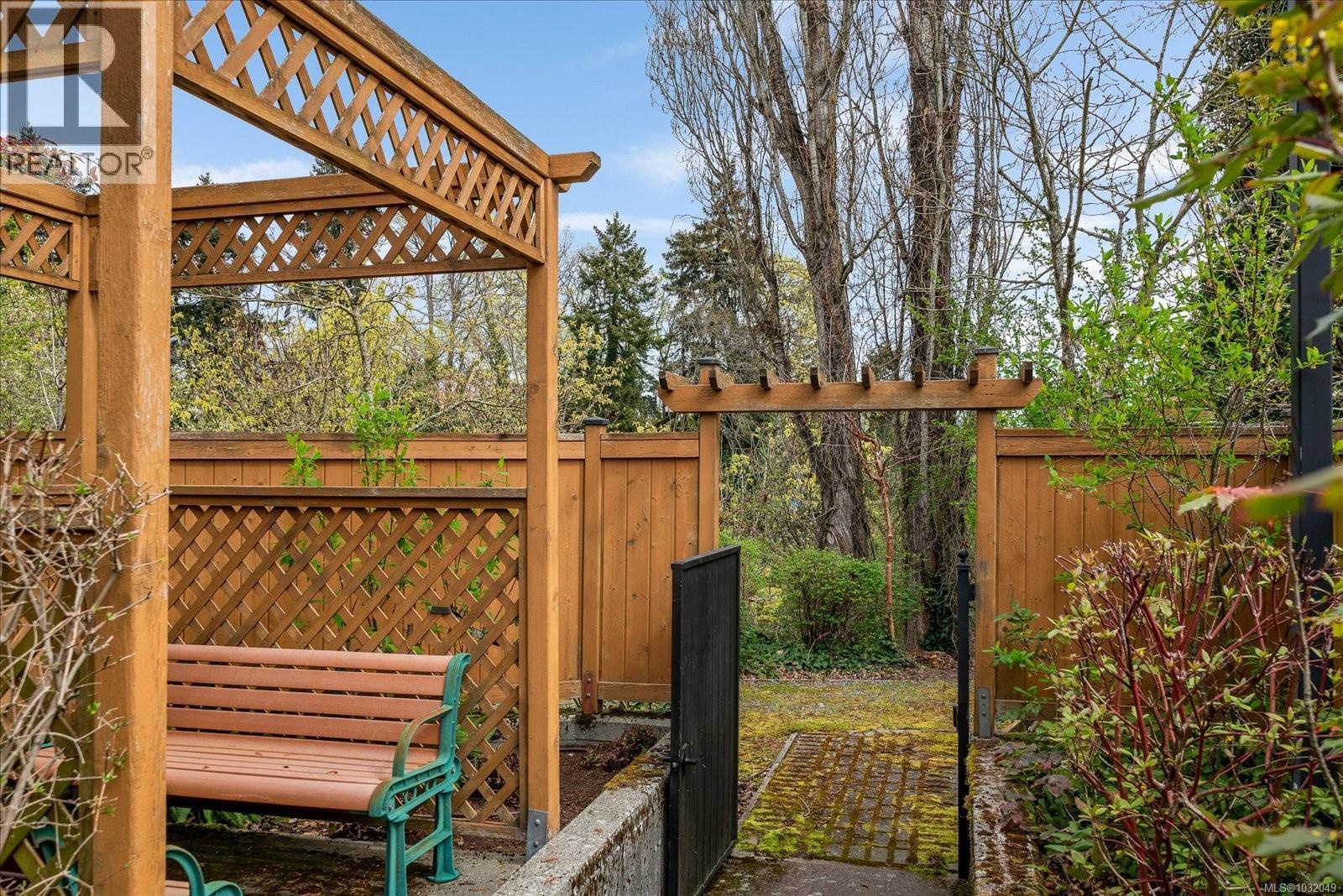 101 50 Mill St, Nanaimo, British Columbia