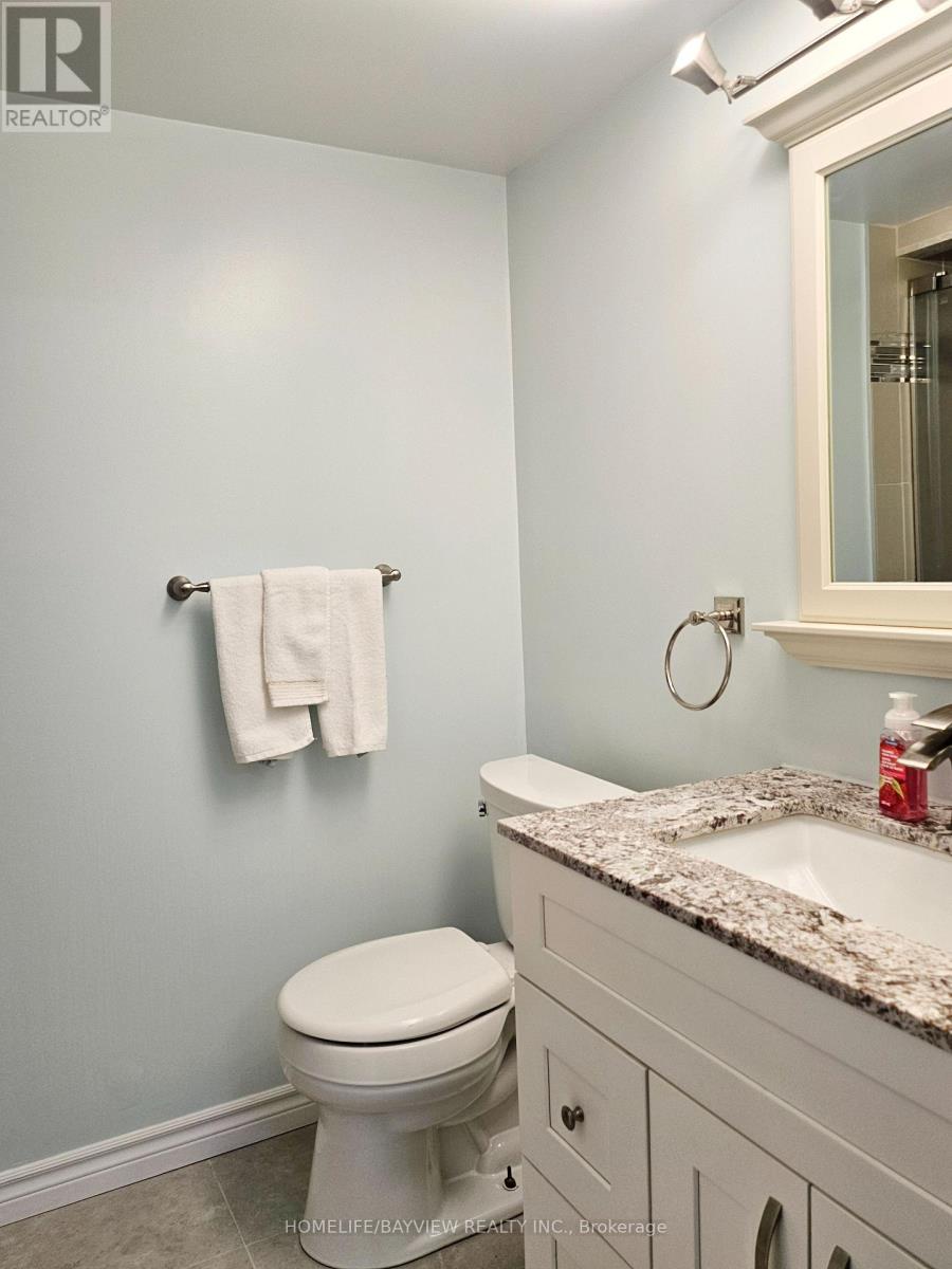 1816 - 7 Lorraine Drive, Toronto (willowdale West), Ontario