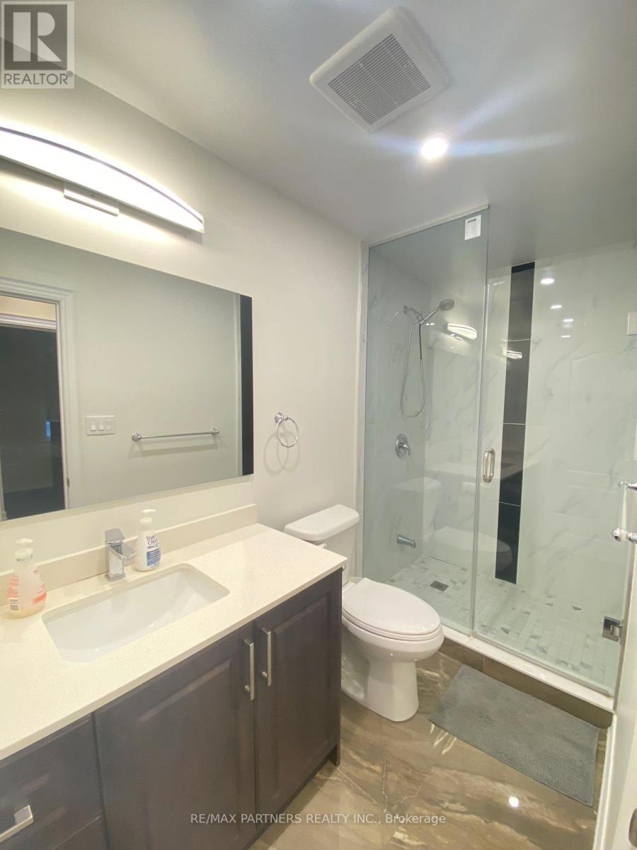 87 Bishop Avenue, Toronto (newtonbrook East), Ontario