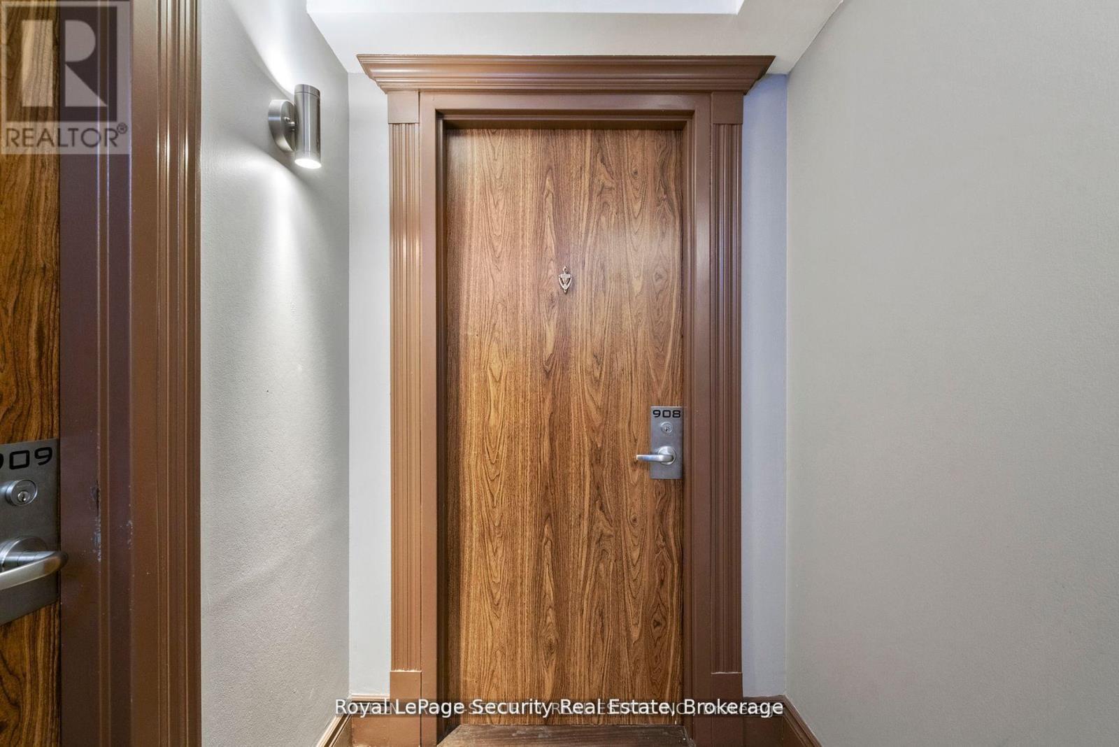 908 - 105 Victoria Street, Toronto (church-yonge Corridor), Ontario