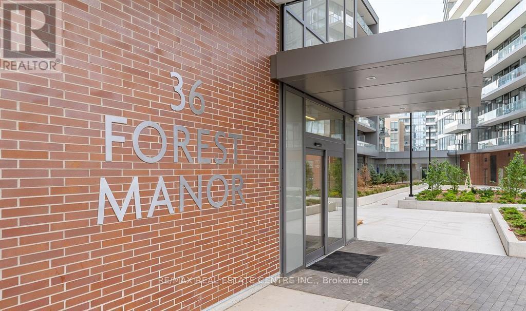 722 - 36 Forest Manor Road, Toronto (henry Farm), Ontario