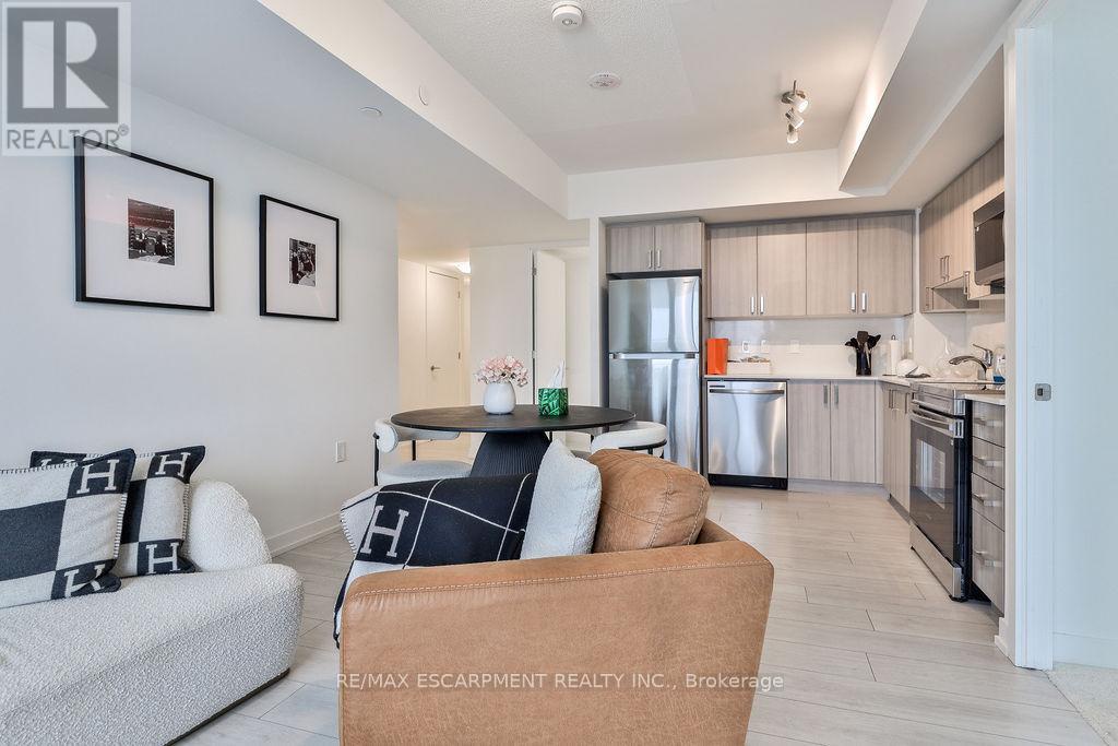 606 - 556 Marlee Avenue, Toronto (yorkdale-glen Park), Ontario