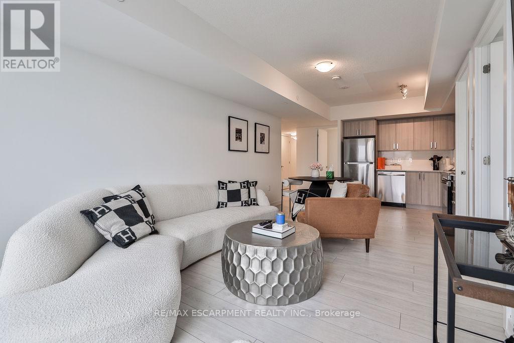 606 - 556 Marlee Avenue, Toronto (yorkdale-glen Park), Ontario