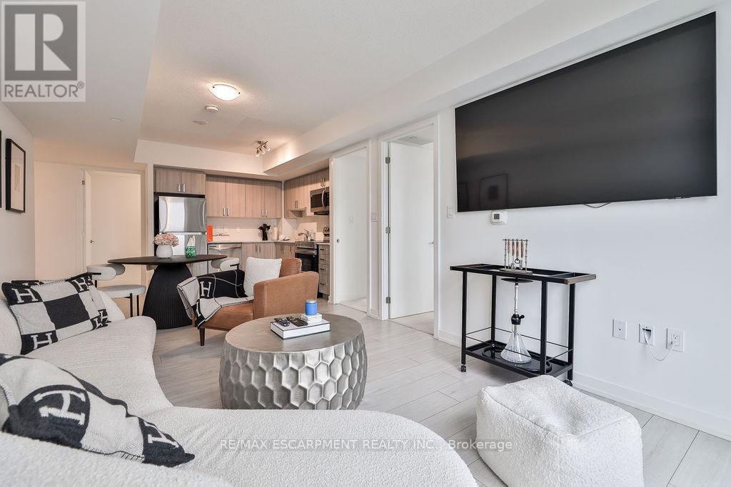 606 - 556 Marlee Avenue, Toronto (yorkdale-glen Park), Ontario