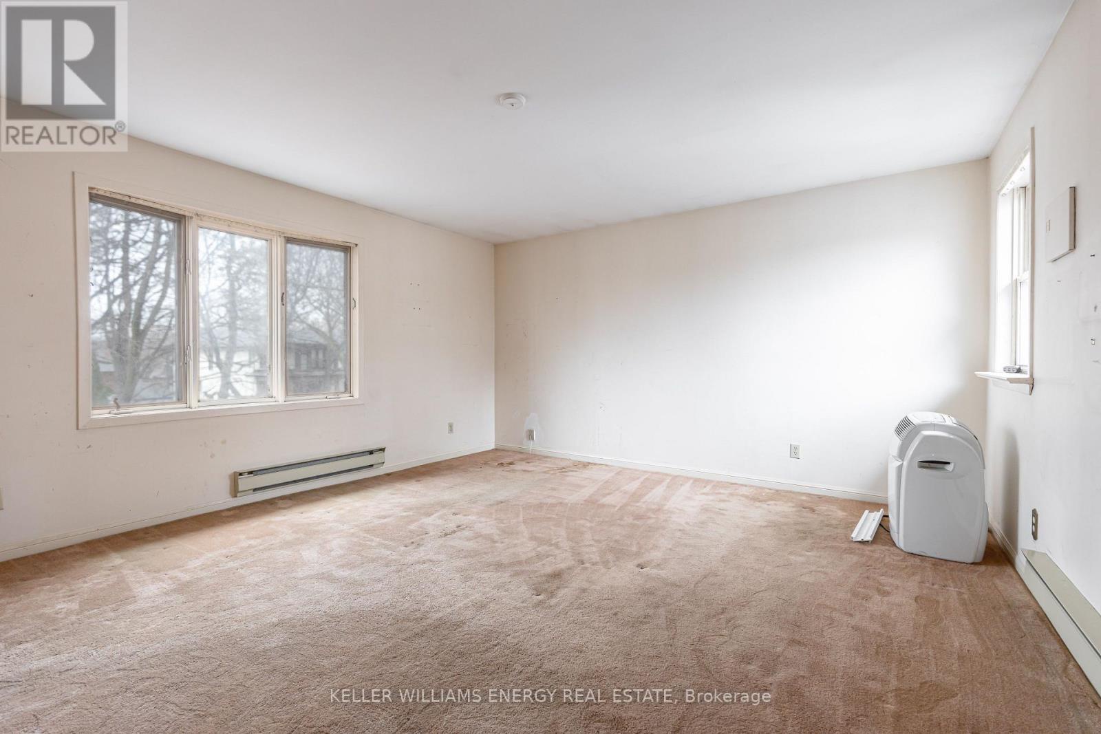 159 Princess Margaret Boulevard, Toronto (princess-rosethorn), Ontario