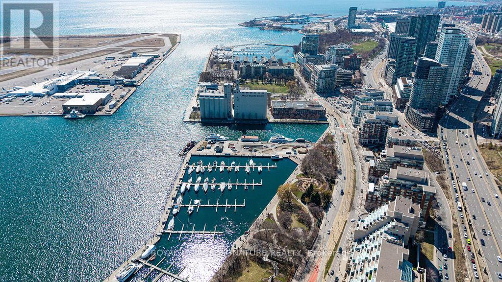 501 - 20 Bruyeres Mews, Toronto (waterfront Communities), Ontario