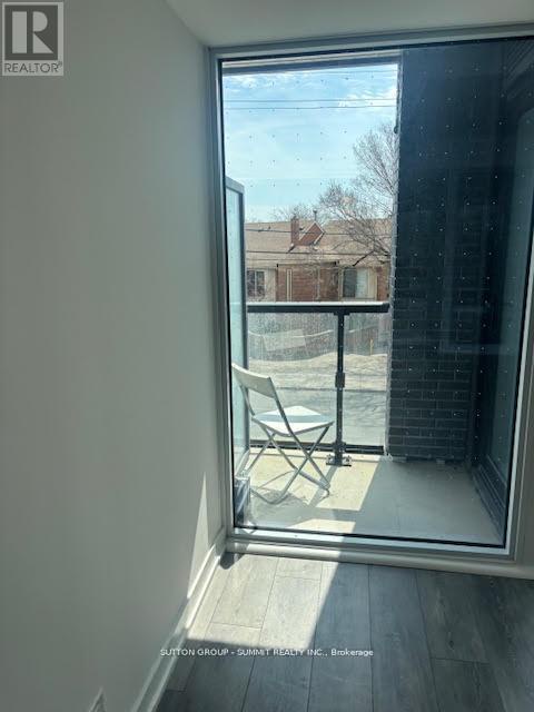 320 - 2 Manderley Drive, Toronto (birchcliffe-cliffside), Ontario