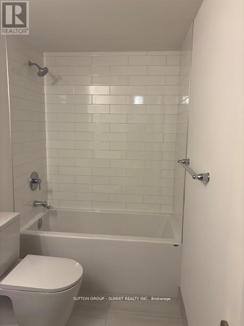 320 - 2 Manderley Drive, Toronto (birchcliffe-cliffside), Ontario