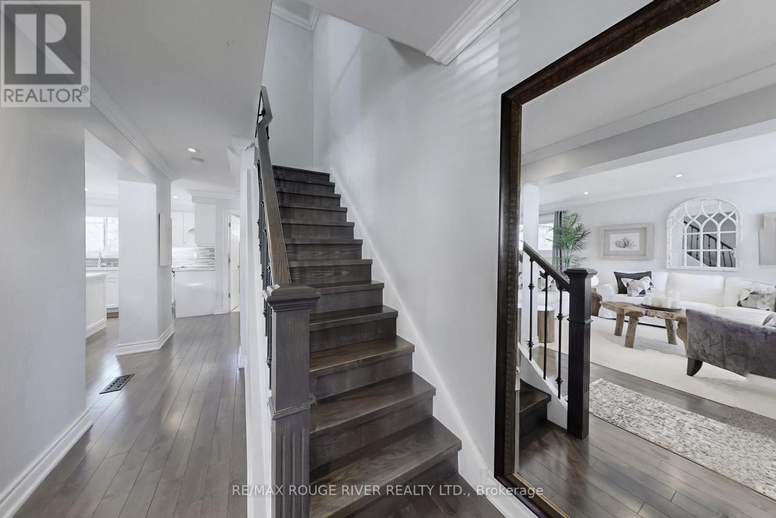 132 Beaverbrook Court, Toronto (rouge), Ontario