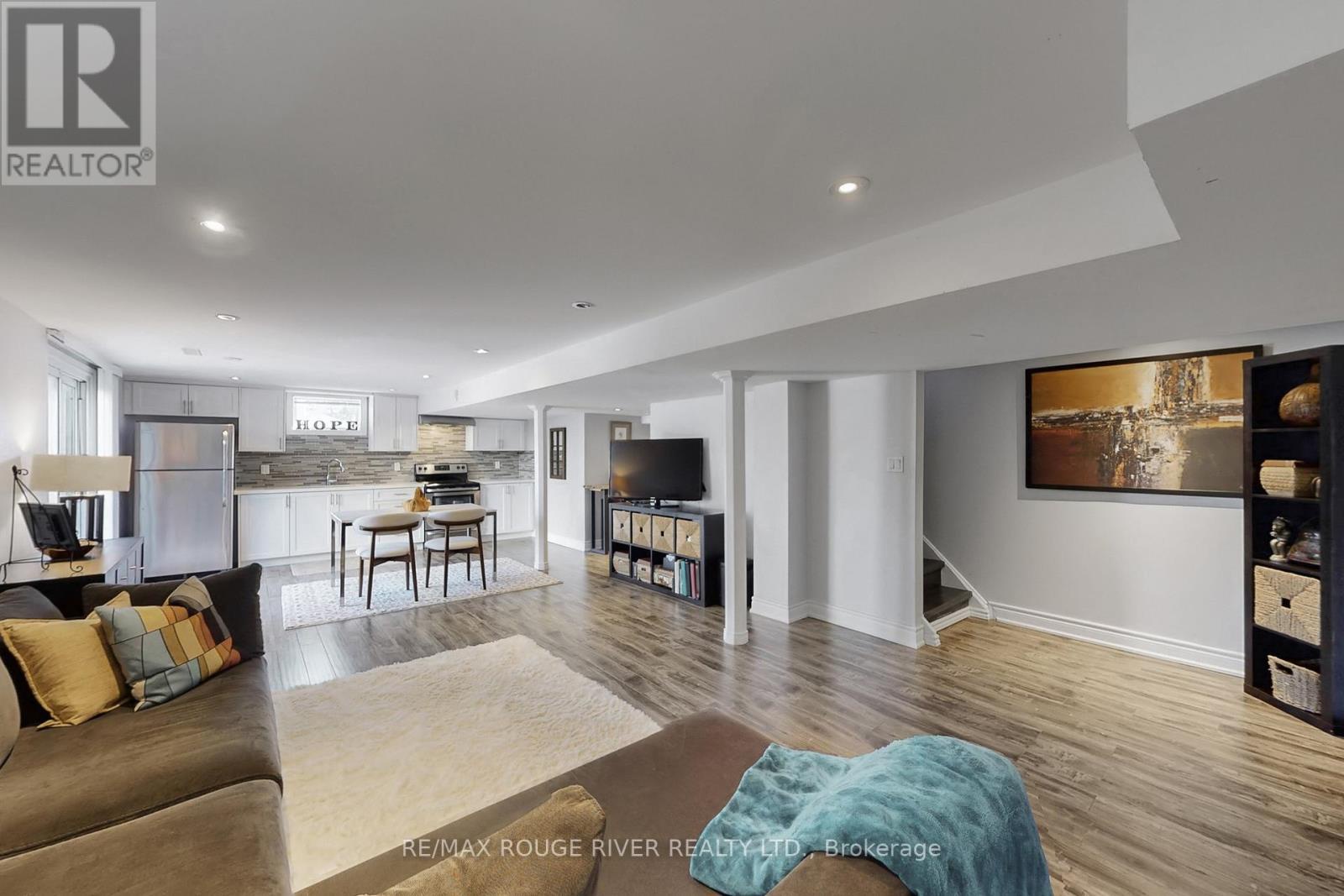 132 Beaverbrook Court, Toronto (rouge), Ontario