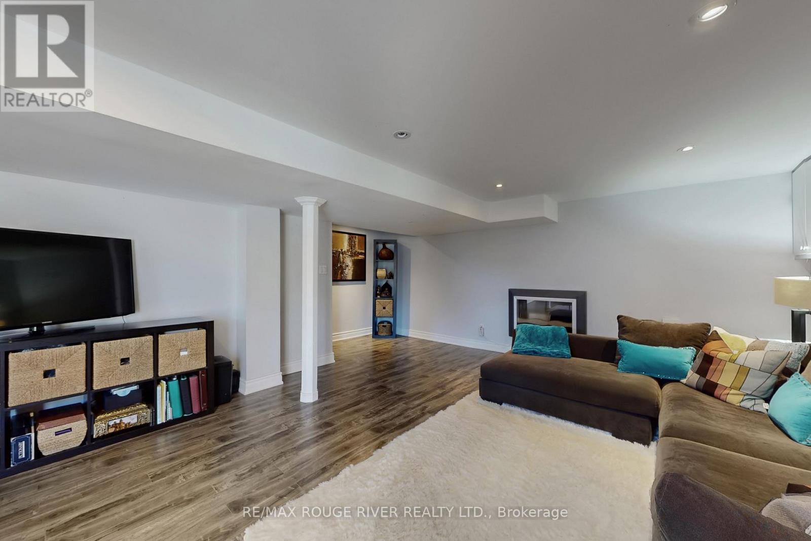 132 Beaverbrook Court, Toronto (rouge), Ontario