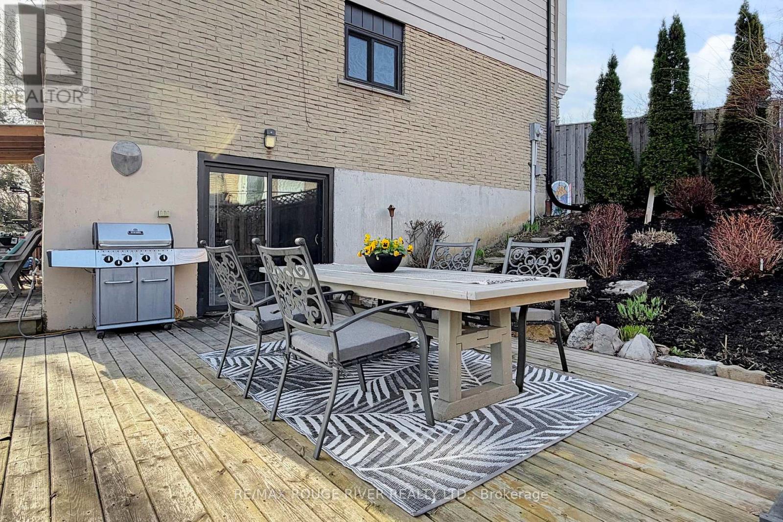 132 Beaverbrook Court, Toronto (rouge), Ontario