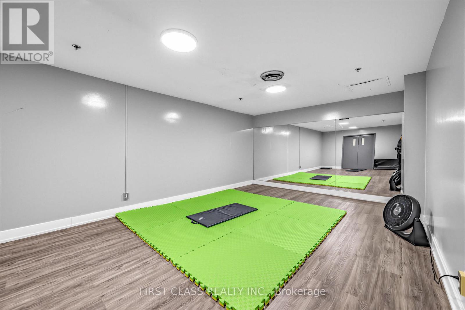 1007 - 362 The East Mall Road, Toronto (islington-city Centre West), Ontario