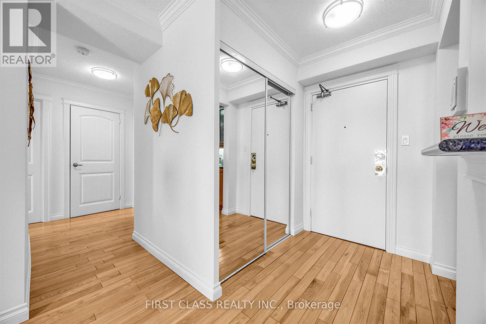 1007 - 362 The East Mall Road, Toronto (islington-city Centre West), Ontario