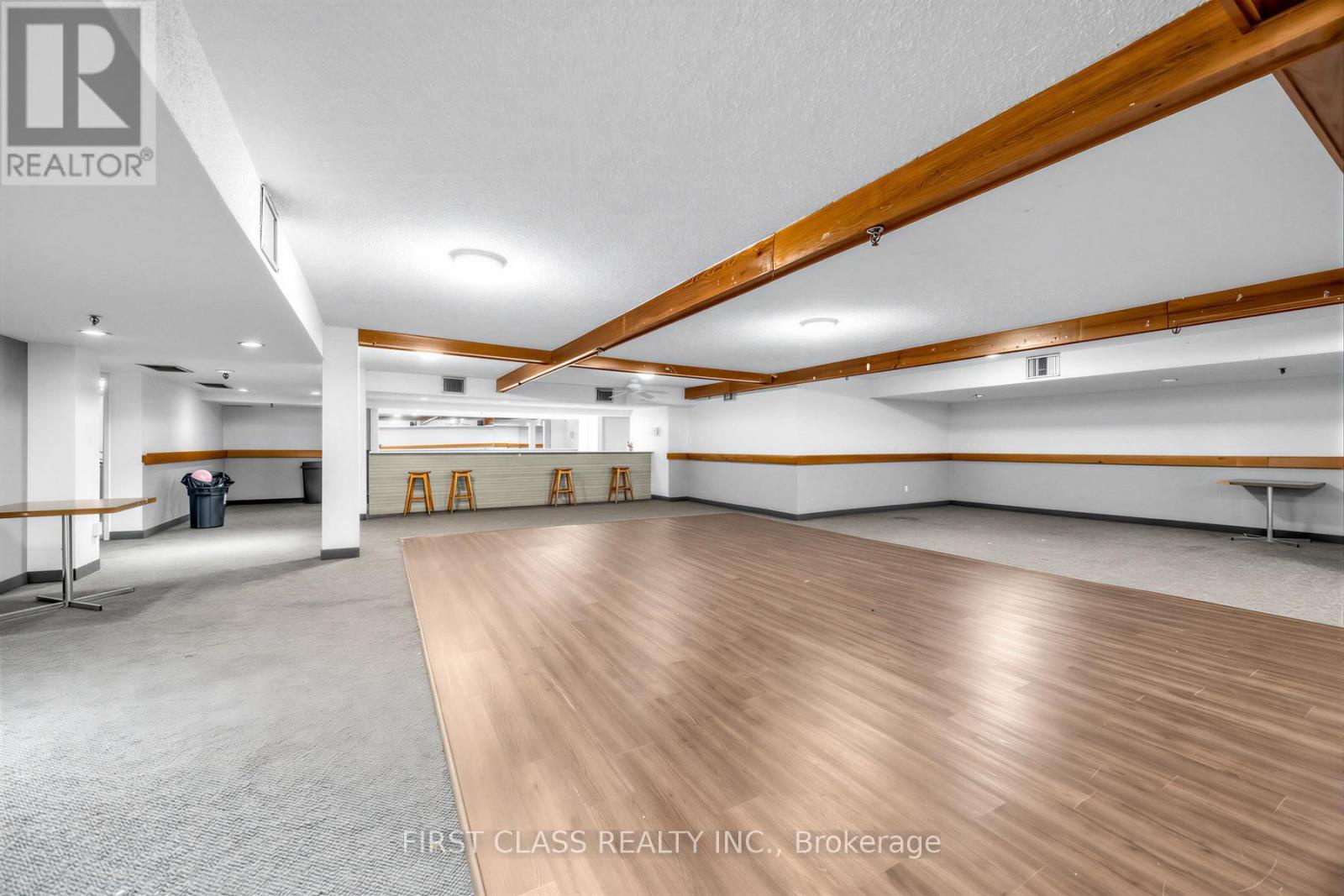 1007 - 362 The East Mall Road, Toronto (islington-city Centre West), Ontario