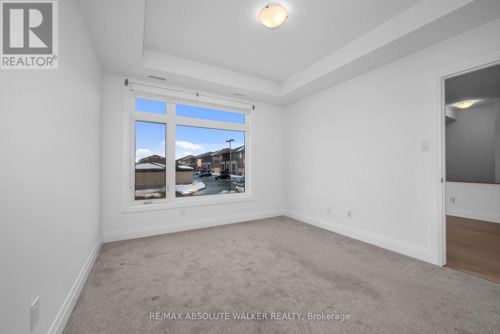 E - 10 Jaguar Private, Ottawa, Ontario