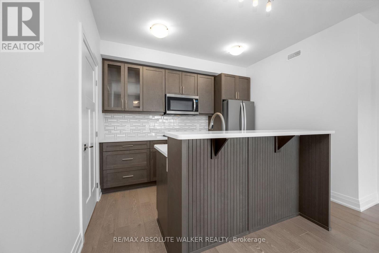 E - 10 Jaguar Private, Ottawa, Ontario