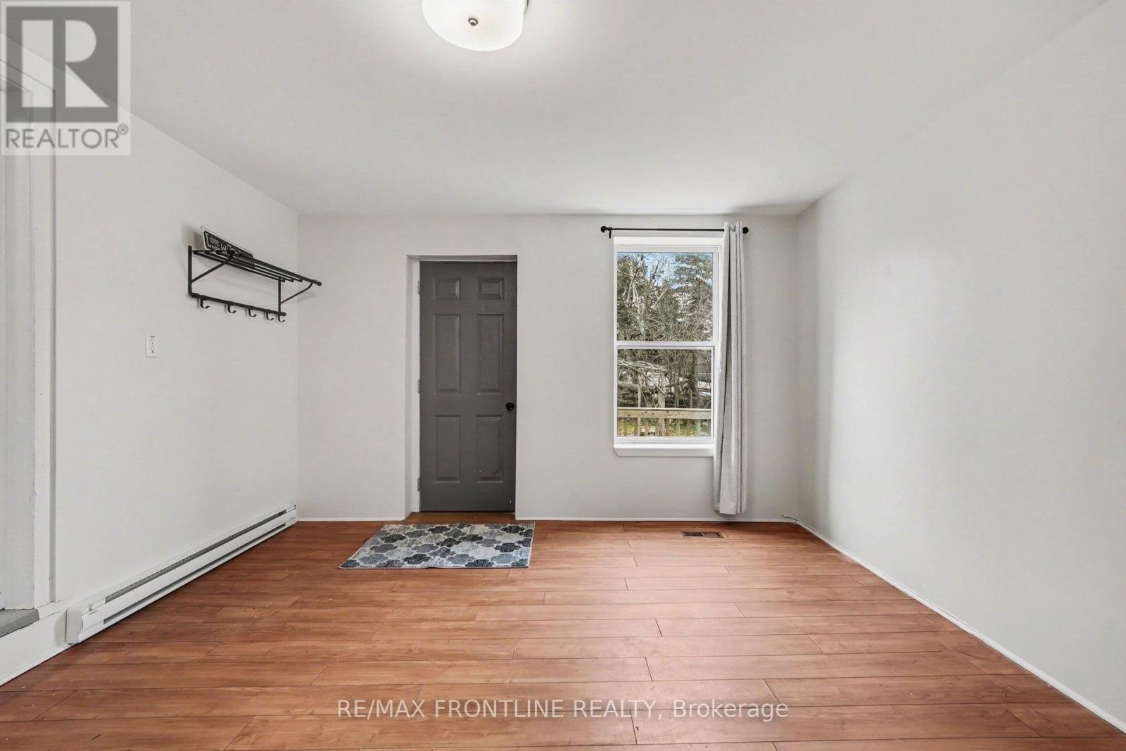 101 Peter Street, Perth, Ontario