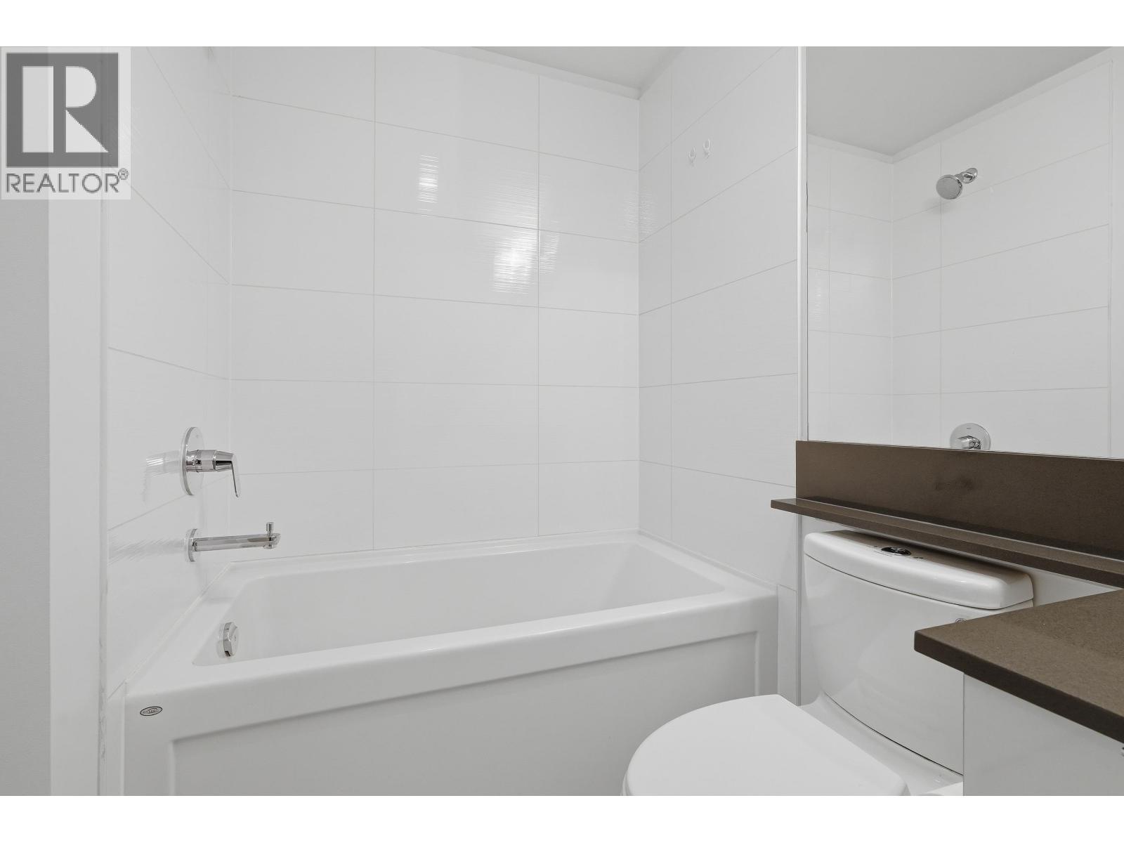 302 607 Cottonwood Avenue, Coquitlam, British Columbia